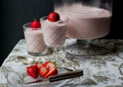 Strawberry Bavarois cho trời thu Hà Nội