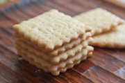 Cách làm Butter Biscuits,  Bánh quy bơ giòn tan