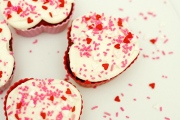 Hướng dẫn làm bánh Red Velvet tặng chàng dịp Valentine