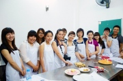 Cùng nhìn lại hai buổi học miễn phí thực hành bánh gato Cuộn tại Lambanhngon.com nhé