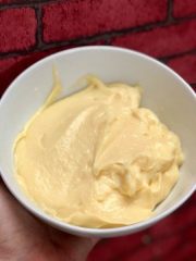Công thức Kem Trứng ( Pastry Cream , Creme Patisserie, ở Vn hay gọi là kem bánh Su) ứng dụng Kem mousseline, Kem Diplomate