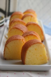Hướng dẫn và công thức làm Lemon pound cake – Bánh cake bơ chanh