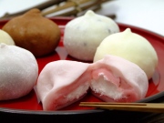 Cách làm bánh sakura mochi, một loại bánh truyền thống của Nhật Bản