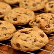 Chocolate Chip Cookies - Cách làm và công thức bánh quy chocolate chip