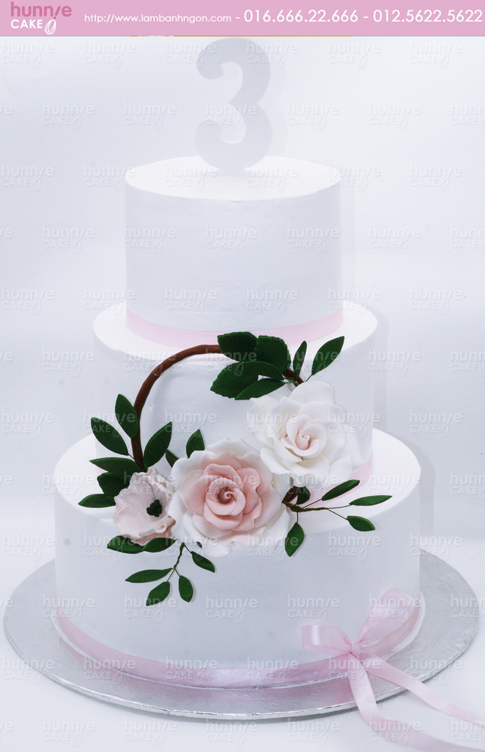 Bánh gato đám cưới, kỷ niệm sinh nhật 3 tầng tông màu trắng trang trí hoa hồng nổi bật 4815 - Bánh ngon đẹp
