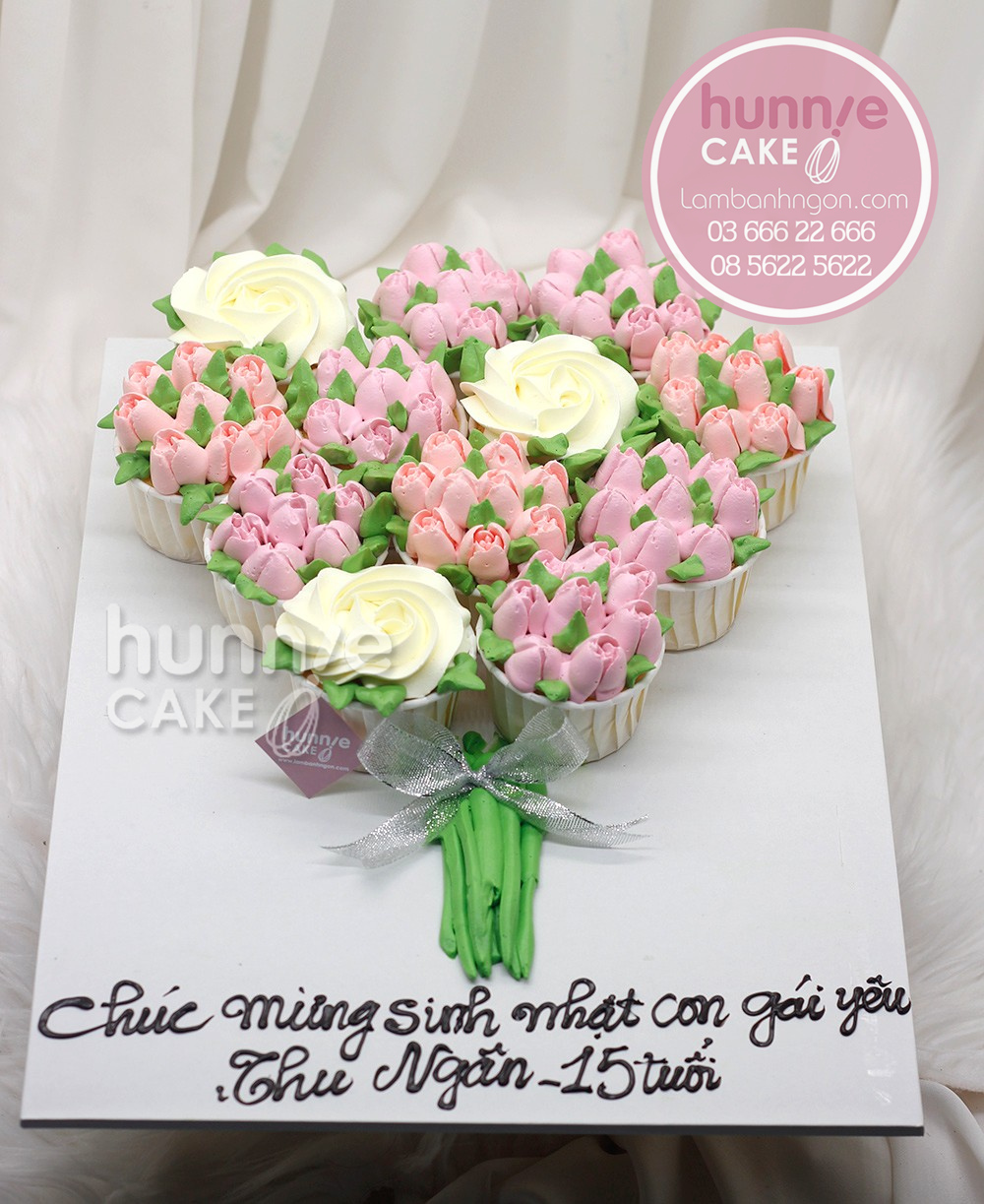 Bánh sinh nhật bó hoa tulip đẹp tặng bạn 9786 - Bánh Cupcake