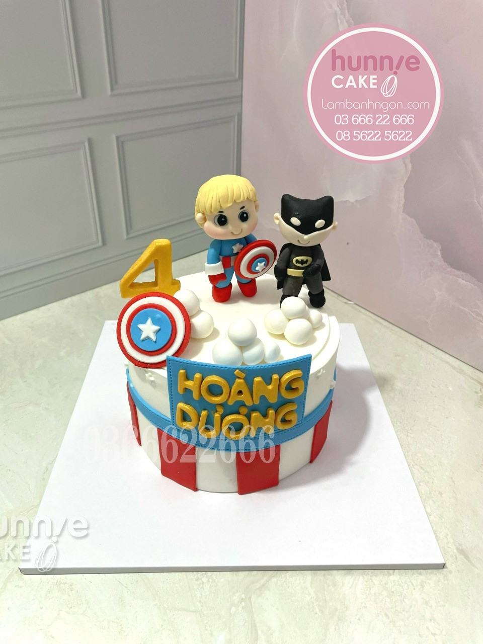 Bánh sinh nhật siêu nhân đội trưởng Mỹ và người dơi Batman đẹp nam tính tặng bé trai 10648 - Bánh ngon đẹp