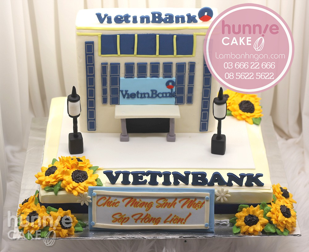 Bánh sinh nhật Tổng Giám Dốc khu vực miền Nam ngân hàng Vietcombank  Bánh  kem cao cấp