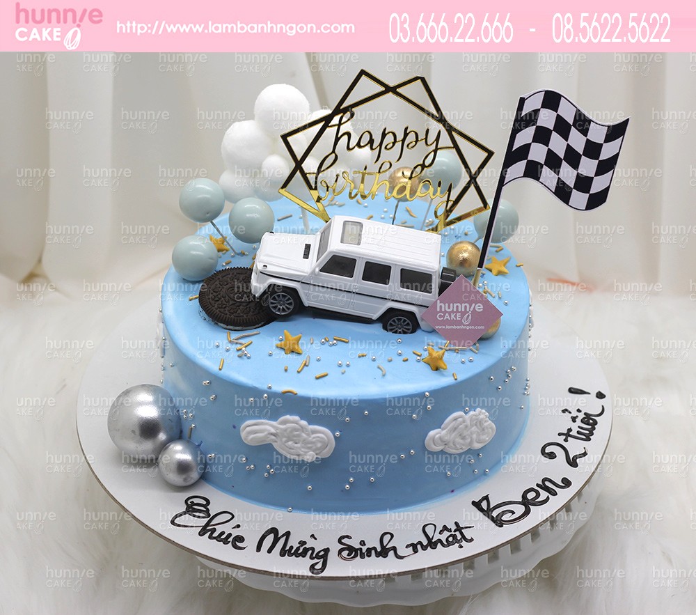 Bánh kem hình chiếc xe ô tô màu vàng ngộ nghĩnh mừng sinh nhật bé trai -  Bánh Thiên Thần : Chuyên nhận đặt bánh sinh nhật theo mẫu