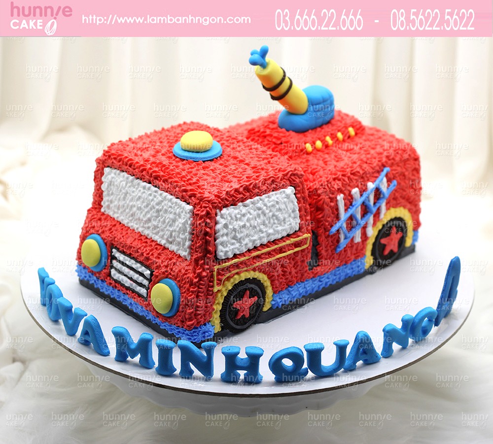 Bánh sinh nhật xe ô tô cứu hỏa chữa cháy màu đỏ 3d đẹp nổi bật với chiếc vòi xịt nước lớn tặng sinh nhật bé trai 6831 - Bánh ngon đẹp
