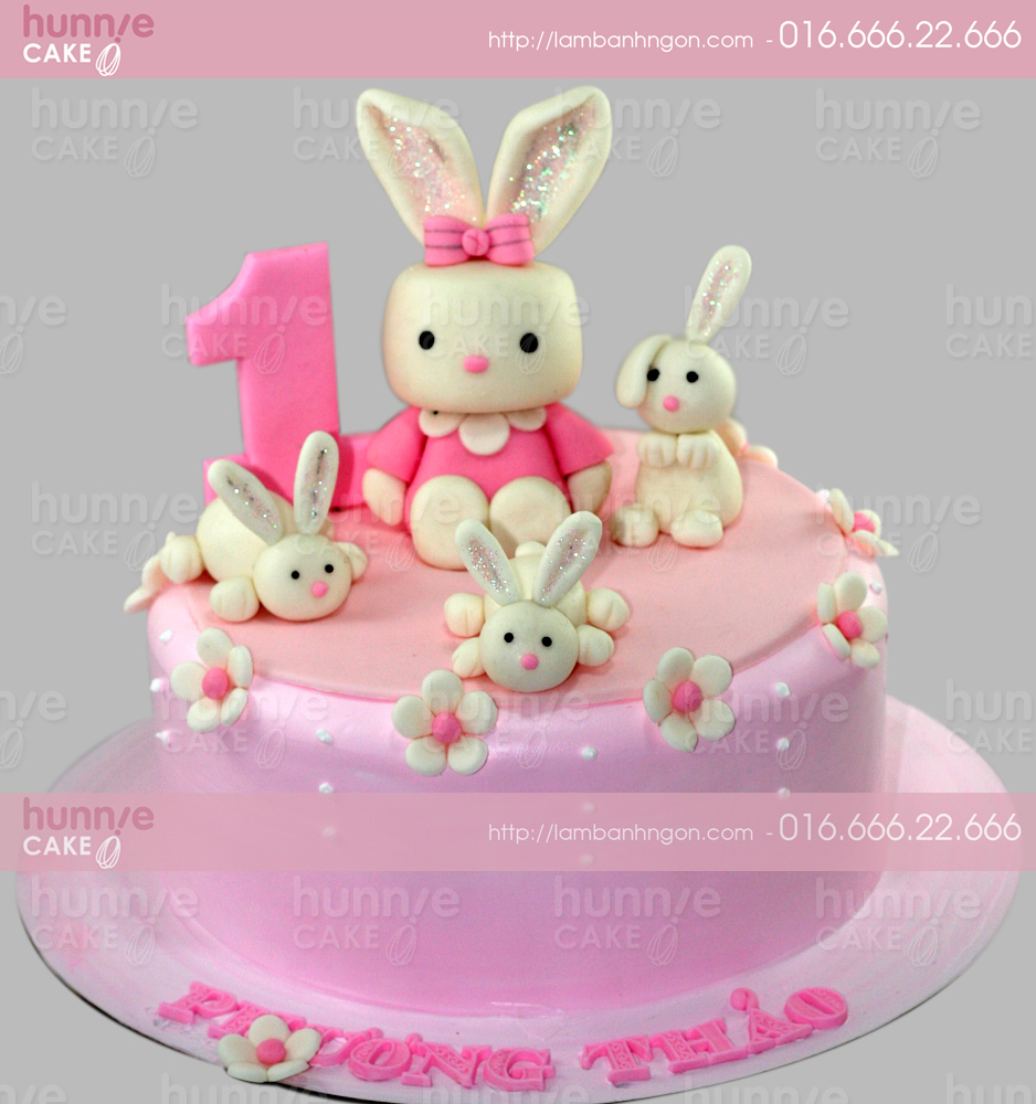 Những mẫu bánh sinh nhật hình chú thỏ dễ thương dành tặng các bé