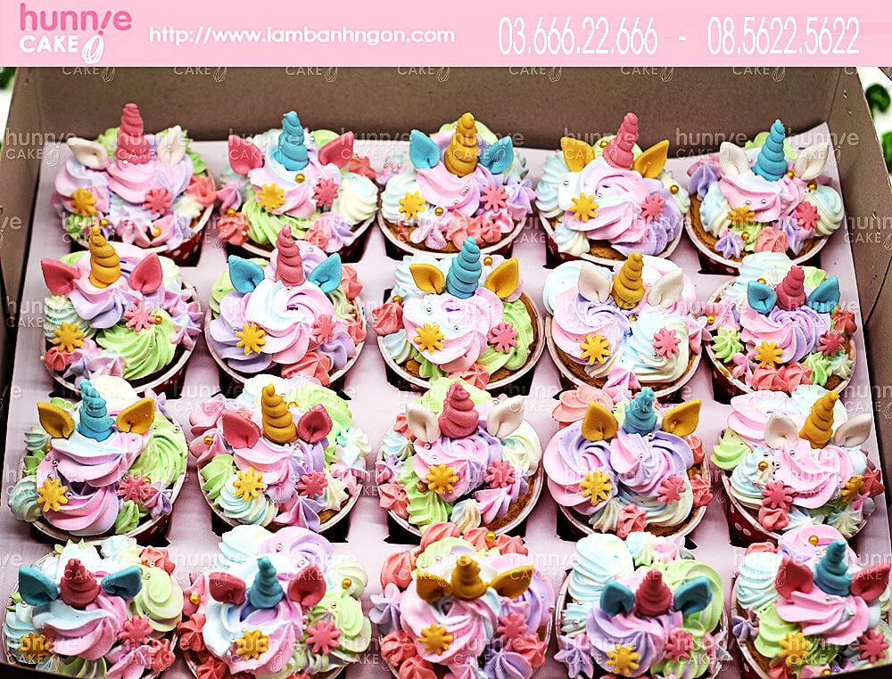 Bánh cupake ngựa thiên thần một sừng đẹp sắc màu tặng sinh nhật bé gái 6305 - Bánh ngon đẹp